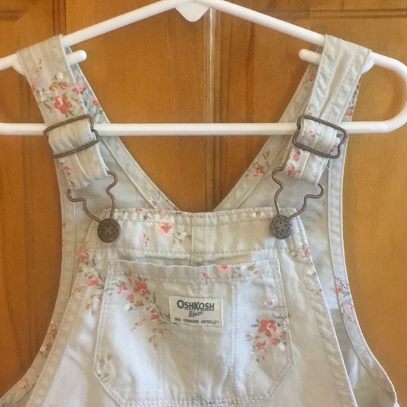 Like New! OshKosh Classic Overalls in Floral Pattern, Size 3T - Picture 3 of 11